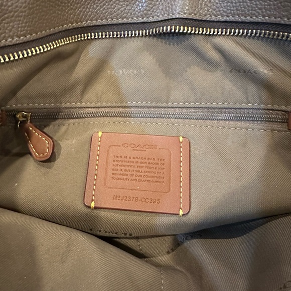 Coach Taylor Taupe Pebbled Leather Tote Bag with outside zipper pocket - Picture 7 of 8